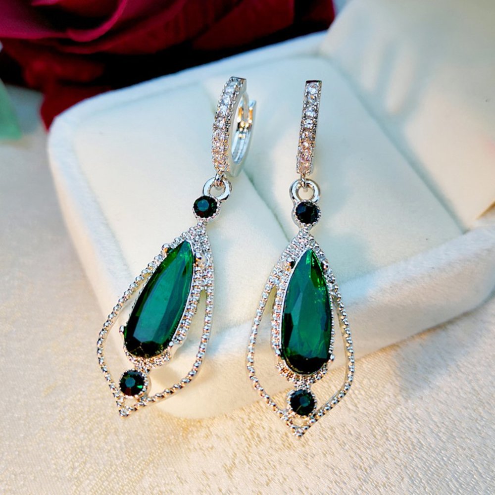Water Drop Green CZ Stone Pierced Dangle Earrings - Picture 6 of 6
